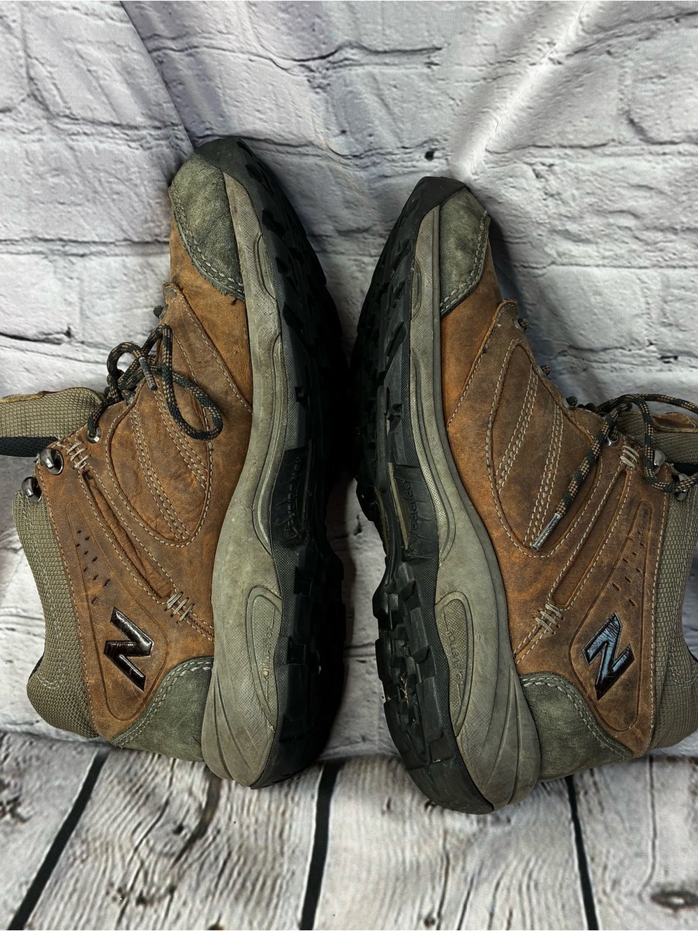 New Balance 1569 Men’s Sz 12 Gore-Tex Brown Leather Hiking Boots MW1569BR AS IS - Picture 8 of 10